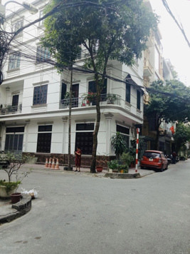 Giảm sock! Bán đất phố Nguyễn Chí Thanh, lô góc, 2 thoáng, ô tô, view thoáng, kinh doanh, 63m2