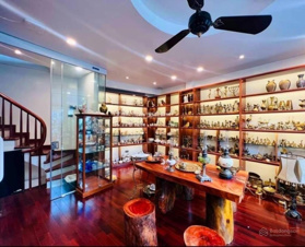 Siêu phẩm mặt phố Minh Khai kinh doanh sầm uất. Giao thông thuận tiện. Vỉa hè rộng, thang máy êm ru