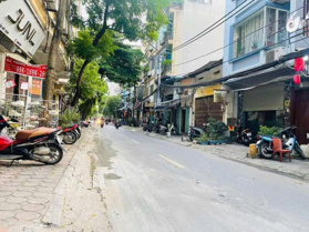 Chủ cần tiền cần bán gấp nhà Quang Trung, trung tâm quận, gần bệnh viện đa khoa Hà Đông, giá 6.x tỷ