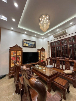 Gấp, gấp bán nhà mặt phố 50m2 tại phố Thái Hà, 5x tỷ vnd, 7 tầng thang máy