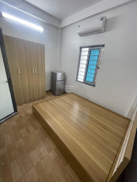 Mình chính chủ cần gửi bán căn nhà 3 tầng đang cho thuê phòng 20tr/1 tháng. View kinh doanh, ô tô