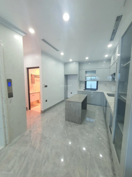 Siêu phẩm nhà phố Ngọc Thụy, KD, gara oto, thang máy, 80m2 - 6 tầng, full nội thất, giá 18.5 tỷ