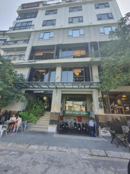 Bán đất phố Ngọc Lâm, cách 50m ra mặt phố, DT 85m2, mặt tiền 5m, giá 13.8 tỷ