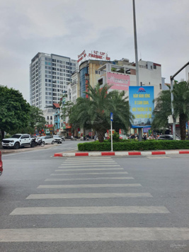 Siêu phẩm! Mặt phố Nguyễn Sơn, lô góc, mặt tiền 9m, KD sầm uất, 100m2-8 tầng, thang máy, giá 35 tỷ