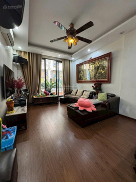 Cực phẩm Ngọc Lâm, Long Biên-Ô Tô tránh 20m ra mặt ph-Kinh Doanh đỉnh-phân lô-dân trí-5 tầng x12 ty
