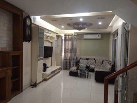 7 tỏi x nhà BA ĐÌNH 50m2 x 6 tầng, tương lai mặt phố. Cách phố vài bước chân.