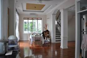 Chính chủ bán căn hộ chung cư cao cấp tòa N07 KDT mới Dịch Vọng DT. 76m 90m 103m 114m 146m giá tốt