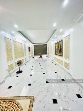 Bán nhà KV - Giải Phóng - Lê Trọng Tấn - Royal City. DTSD 96m2 x 9 tầng MT 8m chỉ 29,7 tỷ