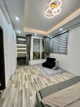 Cần tiền gấp nhập hàng tết, bán nhanh căn hộ chung cư Sun Square, căn góc tầng cao