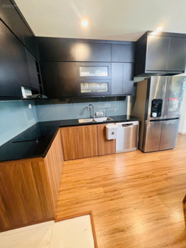 Bán căn hộ view công viên Pk S4 Vinhomes Smart City 2n2+ 64m2 full đồ hướng ĐN, giá chỉ 3,8 tỷ