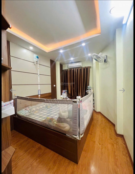 Bán nhà đẹp tại đường Phú Mỹ, 5,5 tỷ, 34m2, 5 tầng, ngõ rộng