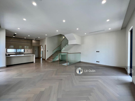 Bán căn shophouse góc vip nhất mặt phố đi bộ The Manor Central Park. LH: 0986 786 568