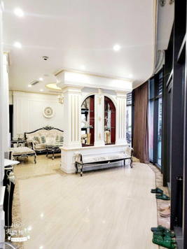 Bán biệt thự sân vườn khu đô thị Dịch Vọng, Cầu Giấy, Hà Nội 268m2 - 5 tầng - MT 16m giá 73.5 tỷ