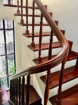 Bán gấp nhà phố Thái Thịnh Đống Đa - 2 mặt thoáng ô tô đỗ cổng - diện tích rộng nhà dân xây kiên cố