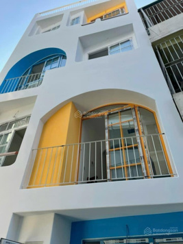 Bán toà căn hộ dịch vụ cao cấp Mỹ Đình. DT 80m2 x 7T thang máy x 17phòng. PCCC đầy đủ, DT 100tr/th