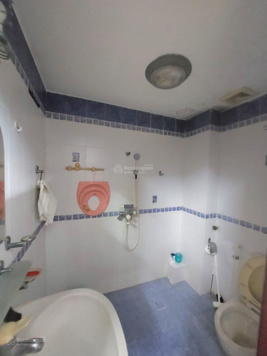 12 tỷ - Bán nhà phân lô Trần Quốc Hoàn - 35m2 x 4 tầng - 2 mặt tiền trước nhà rộng 5m - kinh doanh