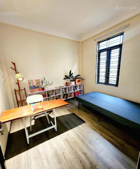 Chính chủ bán nhà Tân Mai 40m2x5 tầng, ô tô tránh, ô tô vào nhà