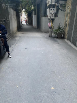 Bán nhà ngõ 68 Cầu Giấy, ngõ quận ủy an sinh tuyệt vời ô tô cách 10m 5 tầng 35m2 giá bán 6.2 tỷ