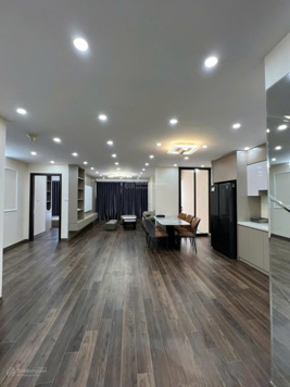 Bán căn hộ chung cư tại FLC Landmark Tower, giá 6,06 tỷ VND, 124m2