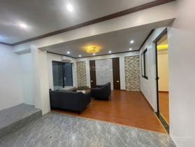 Bán nhà tầng 2 tập thể khu Nam Đồng, gần hồ Đắc Di diện tích sử dụng 110 m