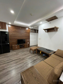 Em mình cần bán căn 2N1W toà A14 Nam Trung Yên-Nhà đẹp sửa mới-Tầng cao thoáng- Gọi mình 0988 917 869