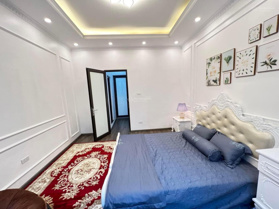 Độc! Cầu Giấy, ô tô gần, ba gác đỗ, thông sàn, thoáng sáng, nở hậu, 39m2