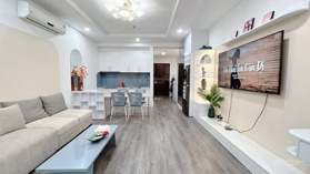 Chính chủ bán căn 2 ngủ Bea Sky, Đại Kim, Hoàng Mai, 76m2, giá 4,5 tỷ, đầy đủ nội thất