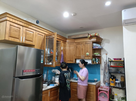 Bán nhanh căn hộ tầng thấp tòa B Sông Nhuệ 50m2 tk 2pn, 1vs, sổ đỏ, giá 2,35 tỷ. LH 0378 884 919