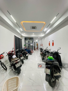 Bán gấp nhà Hồ Tùng mậu gara ôtô kinh doanh đỉnh, 90m2 6 tầng thang máy nhỉnh 18 tỷ sổ đỏ chính chủ