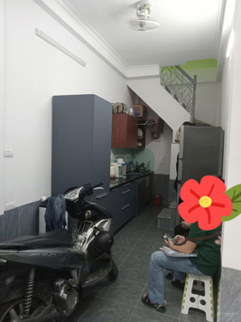 3.45 TỶ-TRƯƠNG ĐỊNH-BẠCH MAI-4 TẦNG Ở NGAY- GẦN PHỐ-FULL ĐỒ