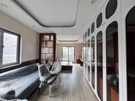 Duy nhất còn 1 căn 50m2 x 6 tầng tại 162 Nguyễn Văn Cừ, LB, thang máy, đủ nội thất, giá 12,8 tỷ
