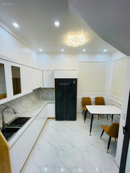 Bán nhà ngõ 121 phố Kim Ngưu 37m2 x 4 tầng cực đẳng cấp, tặng toàn bộ nội thất hiện đại