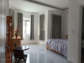 Khách sạn phố mới tinh mặt tiền Phạm Hồng Thái, cách Hồ Xuân Hương 500m. Đường ô tô. Giá 13 tỷ