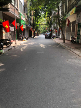 Bán quỹ căn nhà đất Tổng Cục 2 ngõ 105 Xuân La, vị trí đẹp, giá tốt