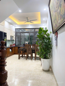Bán nhà khu B Geleximco - Diện tích tầng 1; 60m2, mặt tiền 4m - Đã hoàn thiện 4 tầng đẹp long lanh
