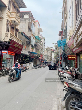 Nhà phân lô ô tô Đại Đồng ngõ thông KD tốt. 48m2 x 4 tầng. MT 3.6m. Chào 5.68 tỷ. 0935 361 977