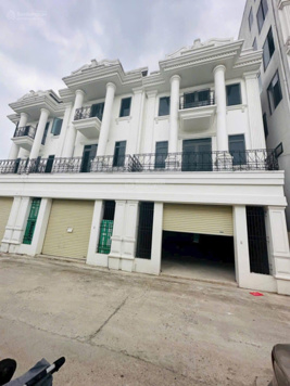 Bán nhà 3 tầng kinh doanh đường Hồ Tông Thốc giá chỉ 5,x tỷ