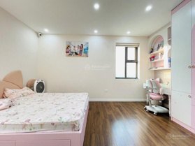 Cần bán gấp nhà phân lô Bùi Xương Trạch DT 90m2 4tầng MT 5.5m giá 22.9tỷ KD đỉnh