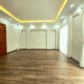 Bán nhà Xuân La, Tây Hồ 55m2, 6 tầng, thang máy MT 5.5m, giá 11.3 tỷ - Ở ngay - Ô tô sát nhà - Hiếm