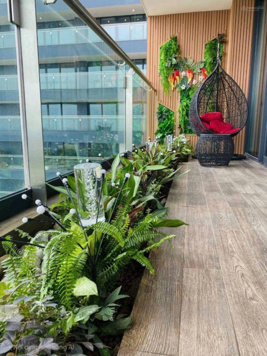 Chính chủ cần bán nhanh căn góc 161m2 đủ đồ ban công sân vườn 35m2 tại Ciputra giá nhỉnh 13 tỷ