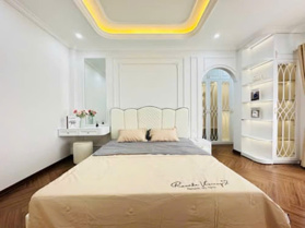 Bán nhà 279 Đội CẤn 45m2 x 5 tầng, nội thất châu âu như ảnh – xem là ưng