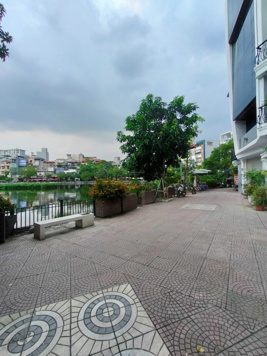 Cực hiếm 177m2 MT 12,5m view Hồ Đầm Tròn, xây khách sạn Apartment tuyệt đẹp, ô tô tránh vào tận đất