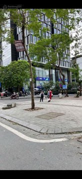 Bán nhà mặt phố Giảng Võ ngay ngã tư Giang Văn Minh Cát Linh vị trí đẹp gần triển lãm Giảng Võ