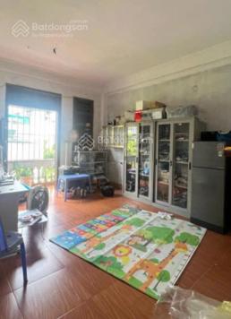 Hiếm! Bán nhà Thượng Thanh - Long Biên, vỉa hè - oto tránh, sẵn nhà 5 tầng, 60m2, giá 10 tỷ