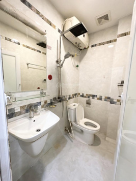 Bán nhà phân lô phố Dịch Vọng Hậu - 32m2, 5 tầng, 3 ngủ - Ngõ nông rộng ba gác tránh - Chỉ 6.4 tỷ