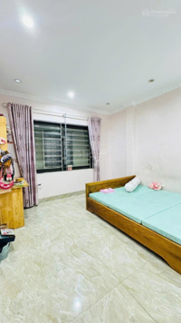 Hot! Giá cực rẻ nhà đẹp Thanh Xuân, phố Khương Hạ 5T*43m2, 2 thoáng, 30m ra ô tô, SĐCC, chỉ hơn 7tỷ