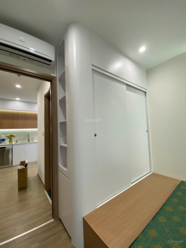 Chính chủ bán căn hộ 2 pn 2 wc - 59m2 (53,9m2 TT) giá 3,3 tỷ tại The Sakura - Vinhomes Smart City