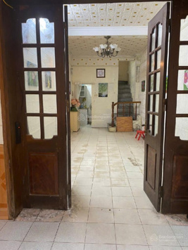 Bán nhà Hoàng Hoa Thám - Hai mặt ngõ - Kinh doanh - Ô tô dừng đỗ - Không quy hoạch