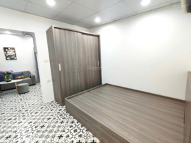 Căn hộ tập thể tầng 3 nhà mới đẹp vào ở ngay nội thất VIP ngõ 1194/61 đường Láng 34m2 chỉ 1.8 tỷ