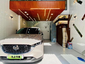 Bán nhà riêng đường Lâm Hạ, chỉ 16,5 tỷ vnd, 50m2, 4 pn, 5 wc, khu vip đoàn bay